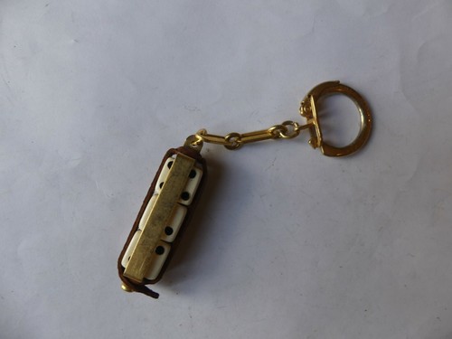 Porte clé bijou metal dore - clÉ,