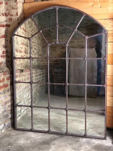 Miroir style atelier cintré