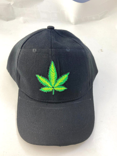 Marijuana leaf hat pot - ~,