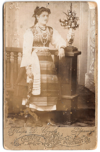 Photo cabinet femme bulgare - photo,