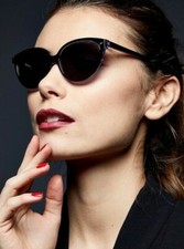 Lunettes de soleil noir