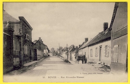 Cpa boves rue - -, (somme)