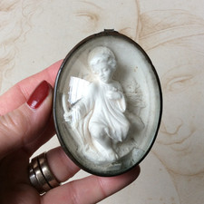 Médaillon Reliquaire Calcaire