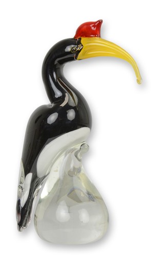 Une figurine verre style - une, en