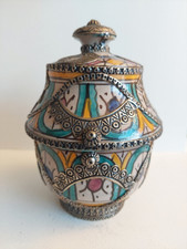 Pot Couvert Traditionnel Marocain Jobbana - Magnifique Céramique Cerclée Métal