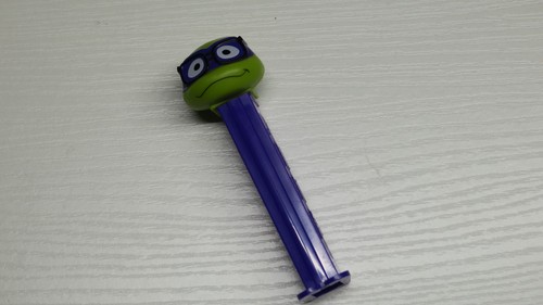 Pez distributeur bonbons - pez,