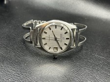 Montre UNIVERSAL GENÈVE Polerouter Date - Micro Rotor - Automatique