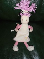 Doudou Kaloo Poupée Attache Tétine Rose Robe Cheveux Laine 19 cm