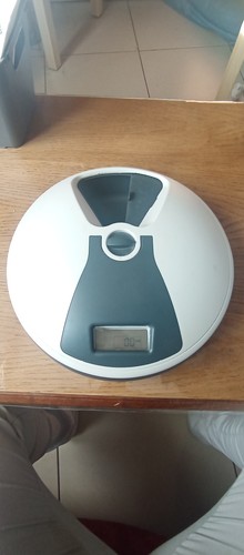 Distributeur automatique chat - automatique,