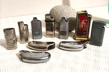 Lot 10 d’étuis à briquet