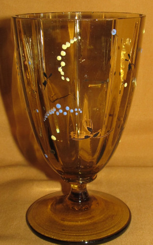 Ancien verre sur pied - ocre, fin