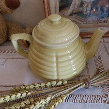 Ancienne Théière En Faïence Jaune