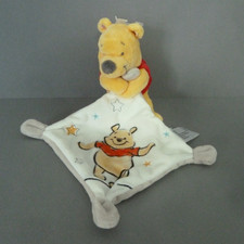 S12. DOUDOU DISNEY NICOTOY WINNIE ROUGE MOUCHOIR BLANC GRIS ETOILE - ETAT NEUF*