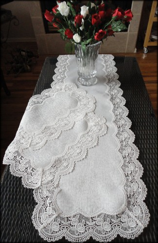 Dresser scarf placemats - ,