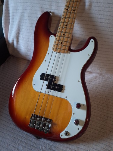 Fender precision bass - bass, (mij)