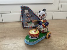 Panda Avec Tambourin Metalking