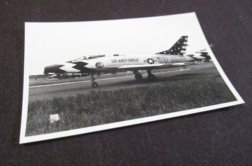 Photo avion f 100c super - photo, n.a.