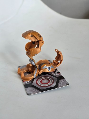 Bakugan fangzor ultra aurelus - bakugan,