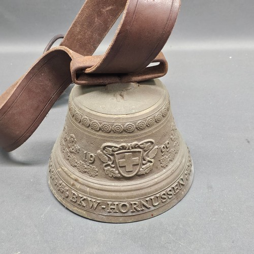 Ancienne cloche vache - cloche,
