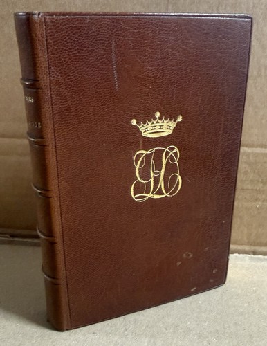 Reliure plein cuir armoriée - cuir,