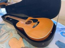 Guitare TAKAMINE EG-332C