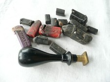 cachet bois marqué GE avec