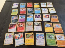 Lot de 30 cartes Pokémon d'une valeur de 60 euros à 40 euros