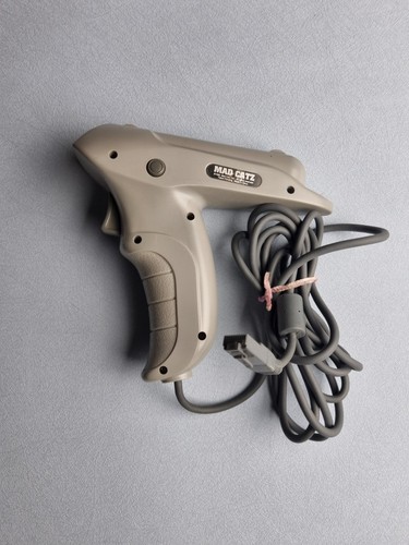 Pistolet playstation mad - pistolet,