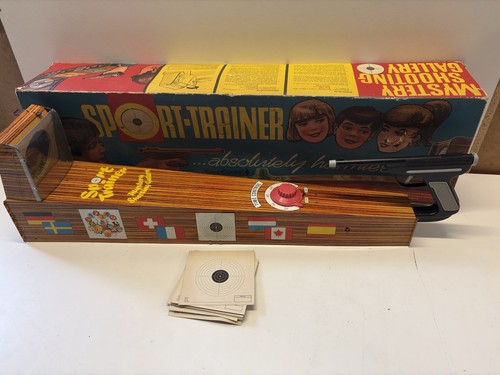 Ancien jouet sport trainer - jouet,