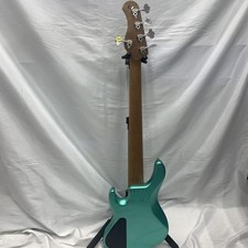 Guitare basse / basse