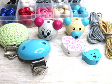 Lot Boite perles en bois kit de démarrage attache tétine.. Norme CE