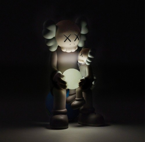 Sculpture kaws holiday - kaws,