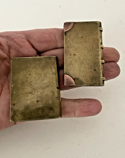 Lot de 2 briquets de poilus.