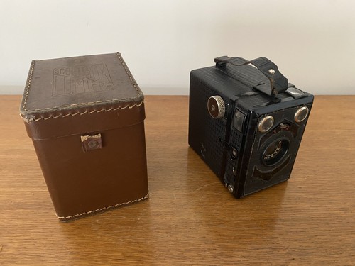 Ancienne box appareil - ancienne, photo