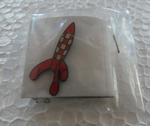 Pin tintin fusee on a - fusee,