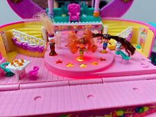 Très rare Polly pocket bluebird Hatbox , très bon état 1995 + Personnages