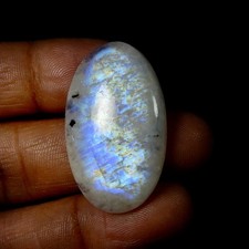 Cabochon pierre de lune