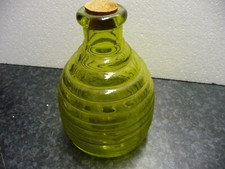 gobe mouche piege a guepes en verre moulé jaune