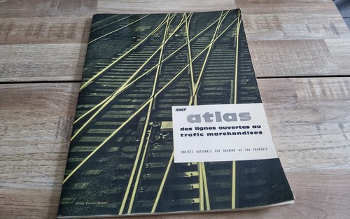 Catalogue brochure prospectus - catalogue,