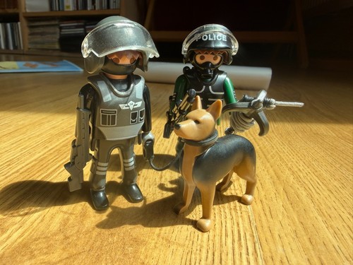 Policiers 1 chien - policiers,
