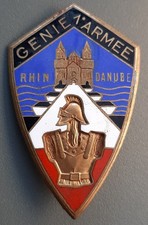 WW2 Insigne Badge Génie RHIN ET DANUBE 1944 1° ARMÉE DE LATTRE émail ORIGINAL