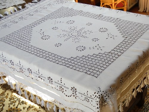 Superbe nappe ancienne brodée - nappe,