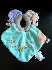 23.* DOUDOU ET COMPAGNIE PLAT LES BOUILLES UNE SOURIS VERTE ORANGE MAUVE NEUF*