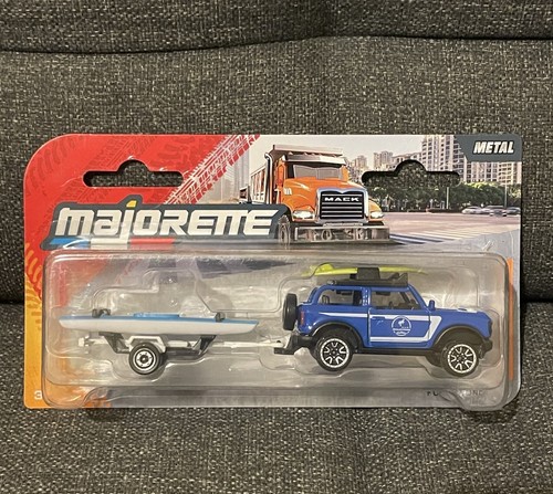 Miniature majorette ford - miniature,