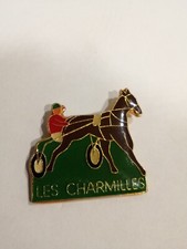 Pin's Cheval , Course Hippique Trot Trotteur , Les Charmilles