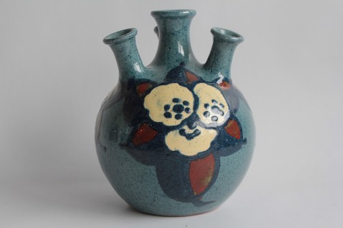 Vase pique fleurs céramique