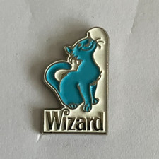 74- Pin's CHAT WIZARD - LITIERE FRAICHE