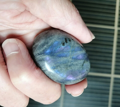 Galet labradorite violette 5 - galet, 4,5
