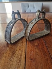 Très Ancienne Paire