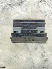 RÉGULATEUR DE TENSION POUR